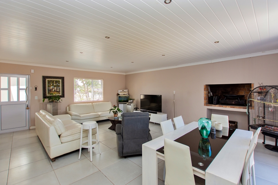 3 Bedroom Property for Sale in Port Owen Western Cape